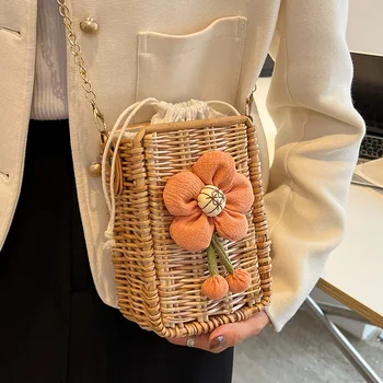 Новая плетеная сумка через плечо из соломы 2023 года, плетеная сумка через плечо, цветы, шнурок, ротанговая сумка для мобильного телефона премиум-класса, дизайнерская сумка