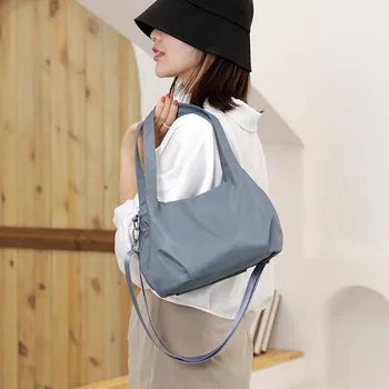 Зима 2023, новая мода, нейлоновая ткань, сумка через одно плечо, легкая и универсальная повседневная сумка для женщин