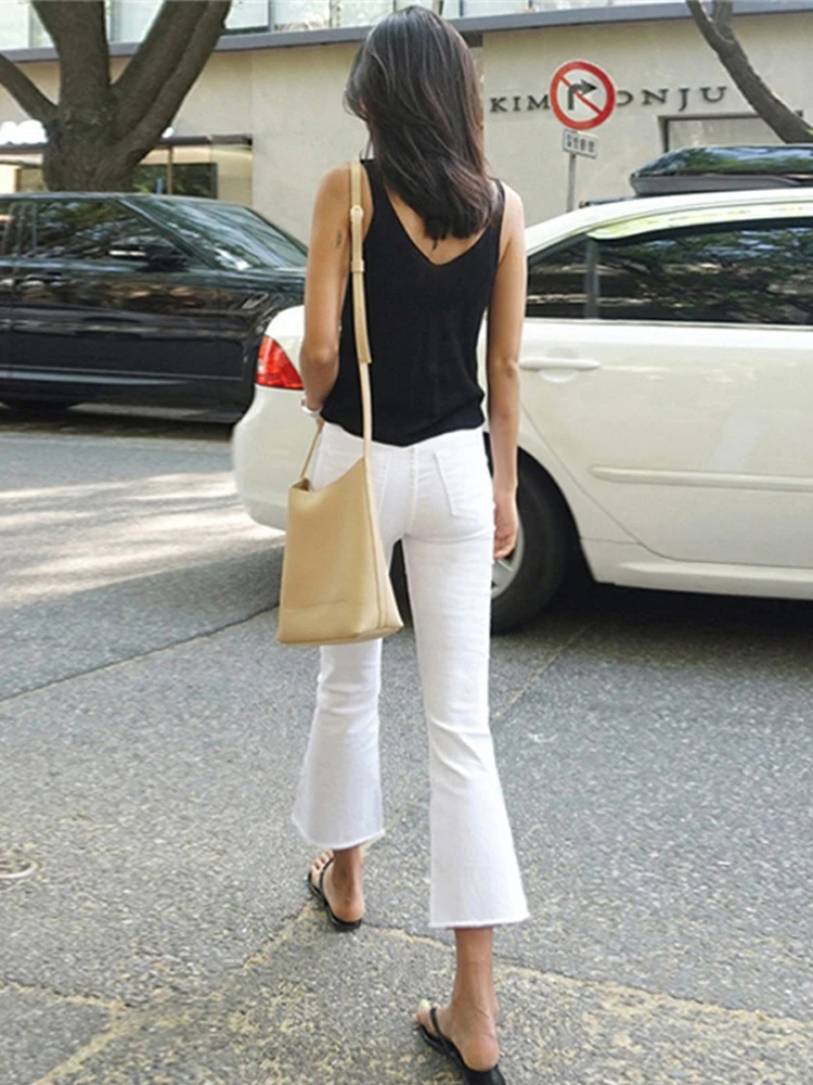 Однотонные белые стрейчевые женские джинсы, уличная одежда, джинсовые брюки-клеш, модные джинсы для бойфренда, брюки-капри длиной до щиколотки, лето 2022